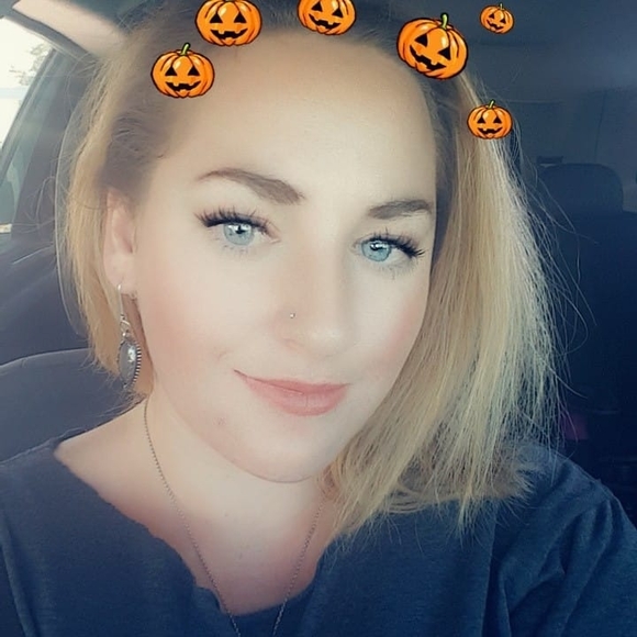 Meet your Posher, Collette - Picture 1 of 1